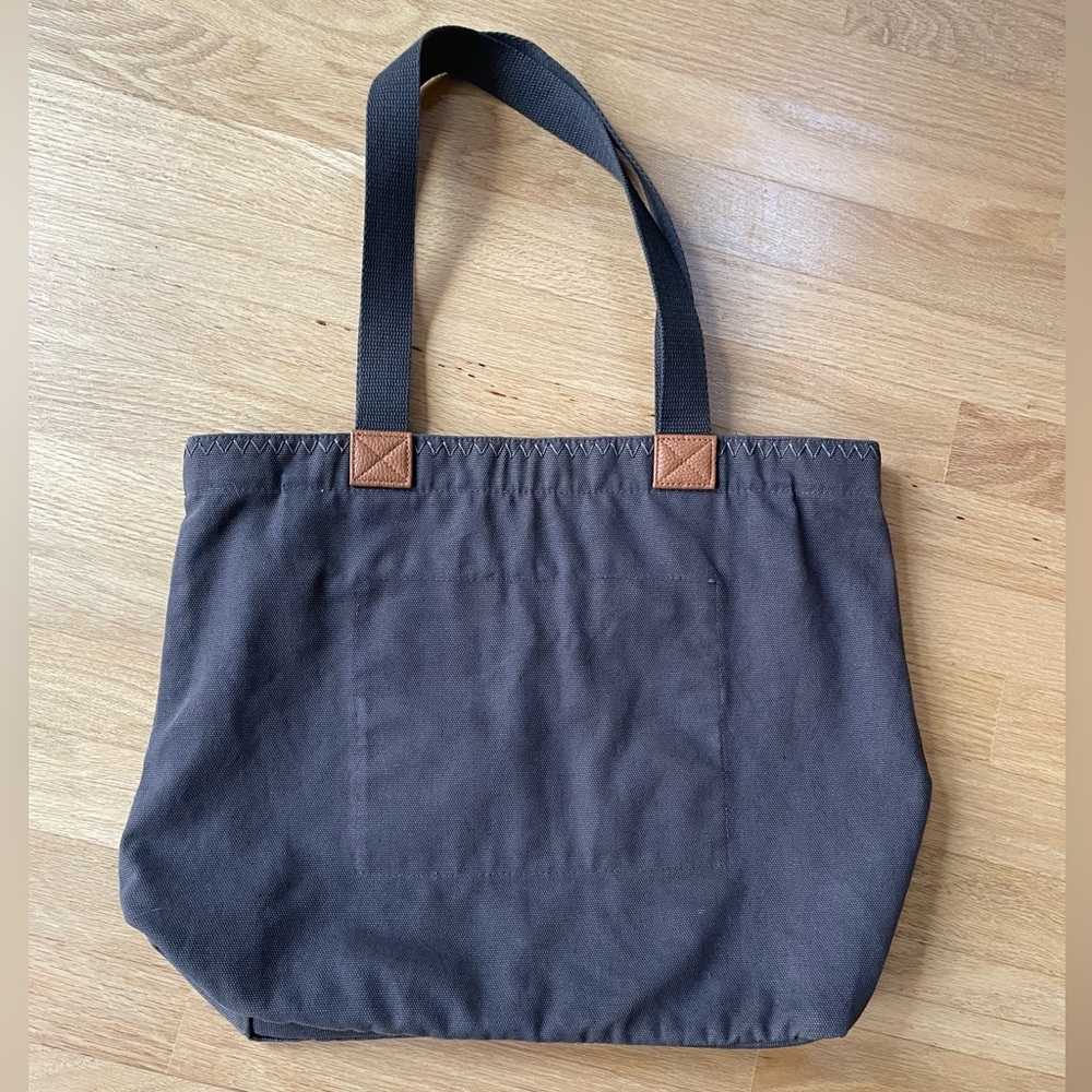 THIRTY ONE Canvas WANDER Tote Follow Your Own Path - Picture 5 of 11